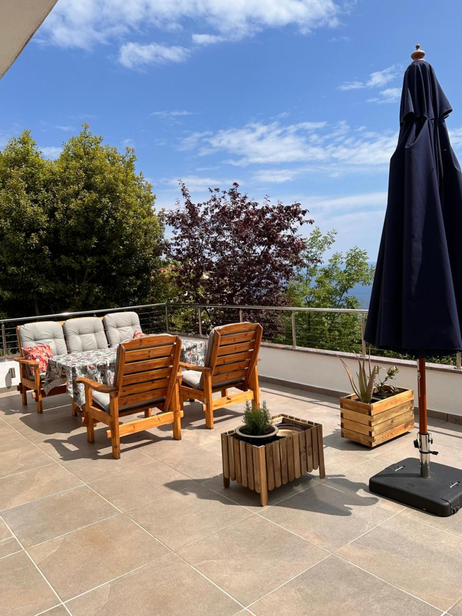 Dreamtime - One Badroom And 1 Livingroom Apartment Veprinac Екстер'єр фото